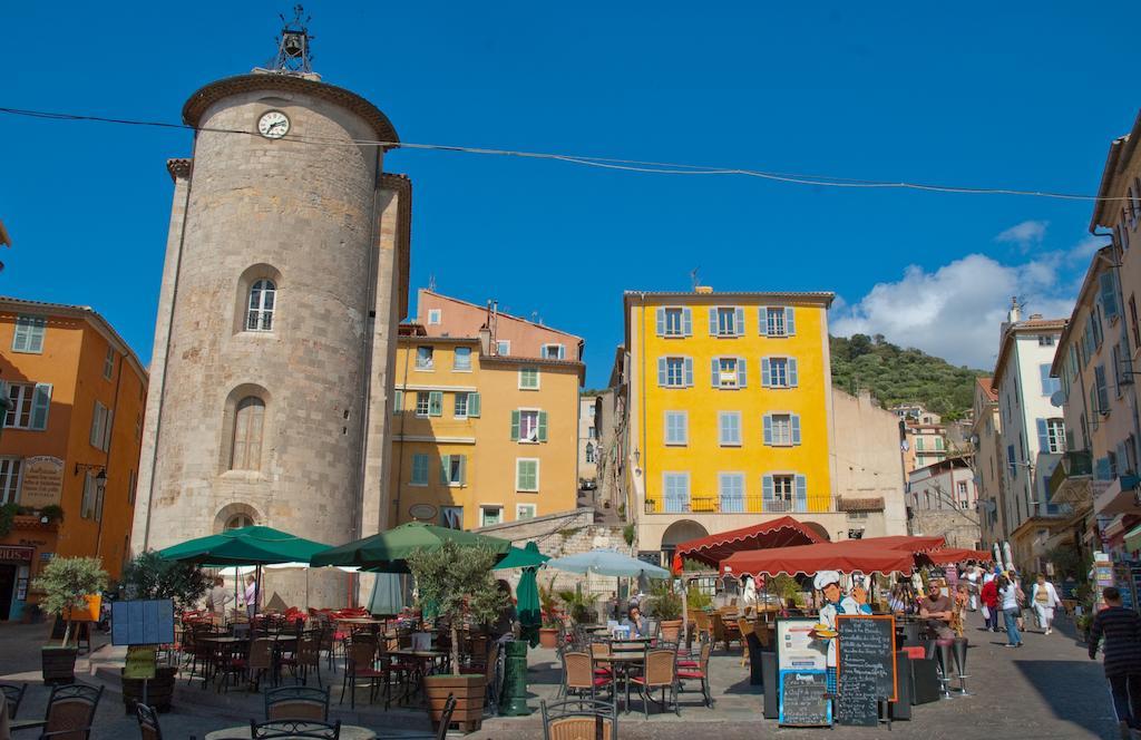 Hotel Portalet Hyères Eksteriør billede