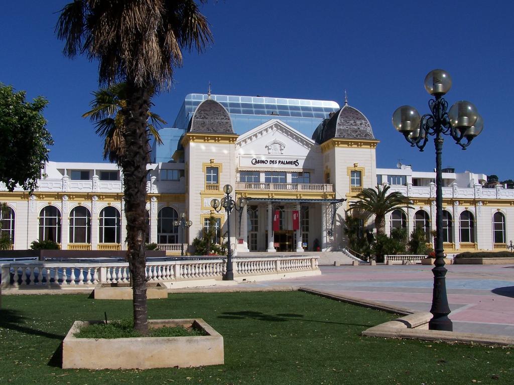 Hotel Portalet Hyères Eksteriør billede